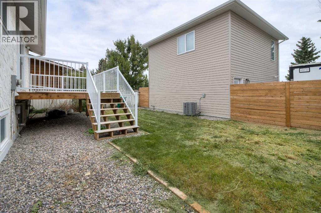 23 Trent Road W, Lethbridge, Alberta  T1K 4N1 - Photo 28 - A2251986