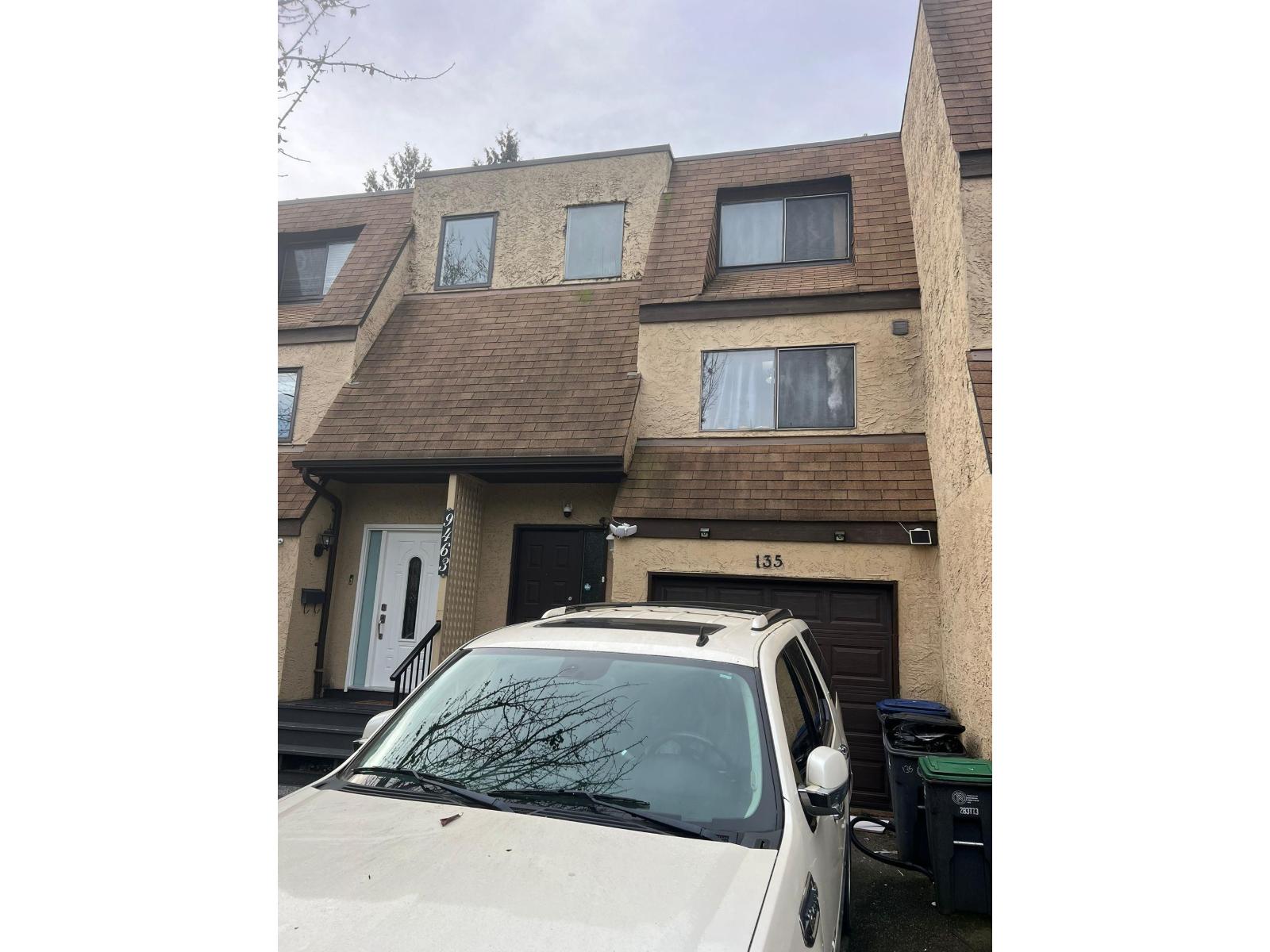 135 9463 Prince Charles Boulevard, Surrey, British Columbia  V3V 7G1 - Photo 2 - R3087641