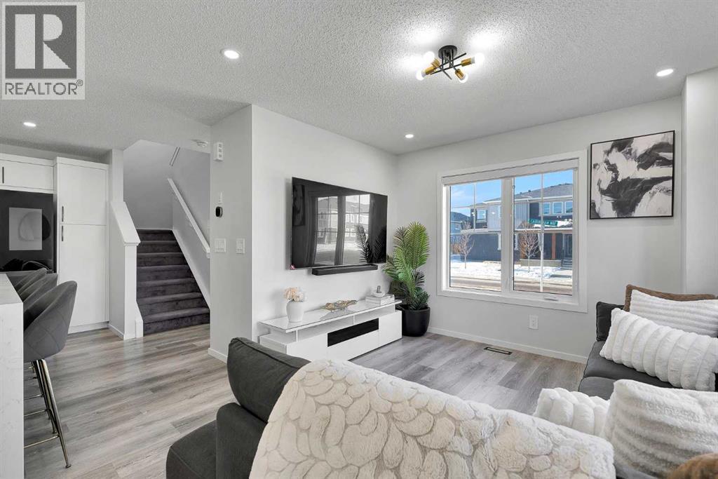 11 Carringham Way Nw, Calgary, Alberta  T3P 1W2 - Photo 14 - A2277979