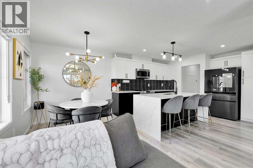 11 Carringham Way Nw, Calgary, Alberta  T3P 1W2 - Photo 17 - A2277979