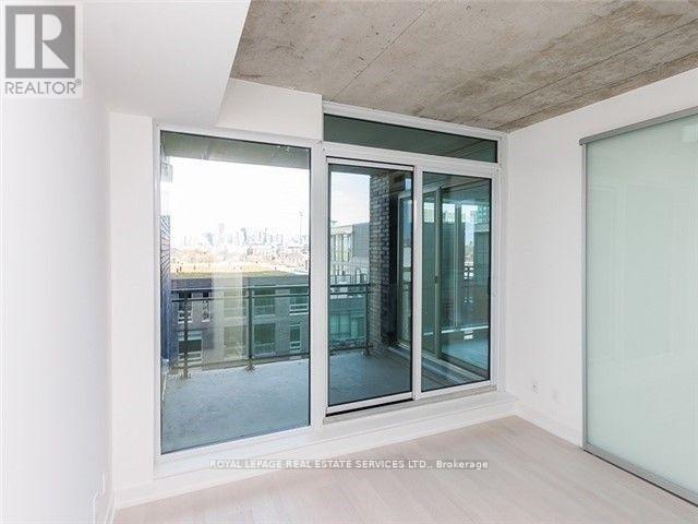 831 - 20 Minowan Miikan Lane, Toronto, Ontario  M6J 0E5 - Photo 13 - C12772292