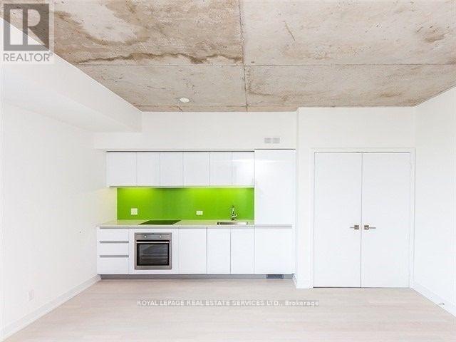 831 - 20 Minowan Miikan Lane, Toronto, Ontario  M6J 0E5 - Photo 4 - C12772292