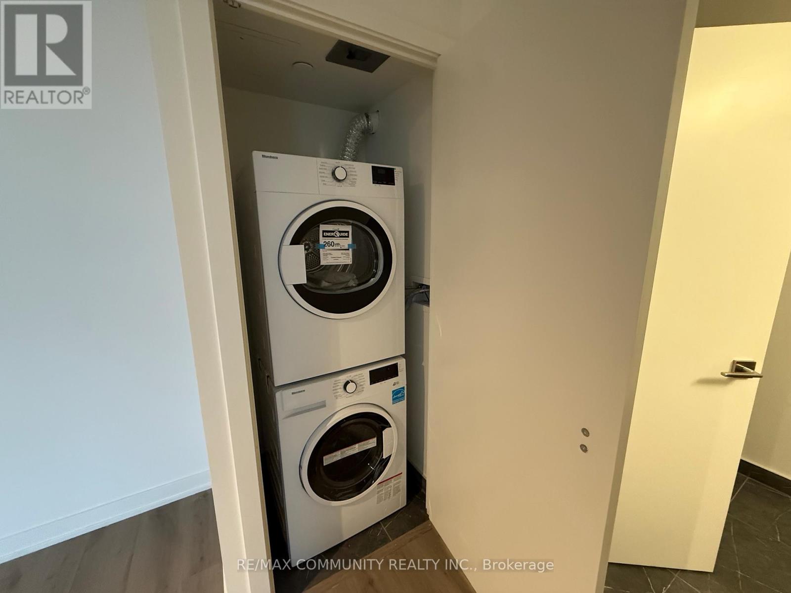 Ph 01 - 252 Church Street, Toronto, Ontario  M5B 0E6 - Photo 6 - C12772308