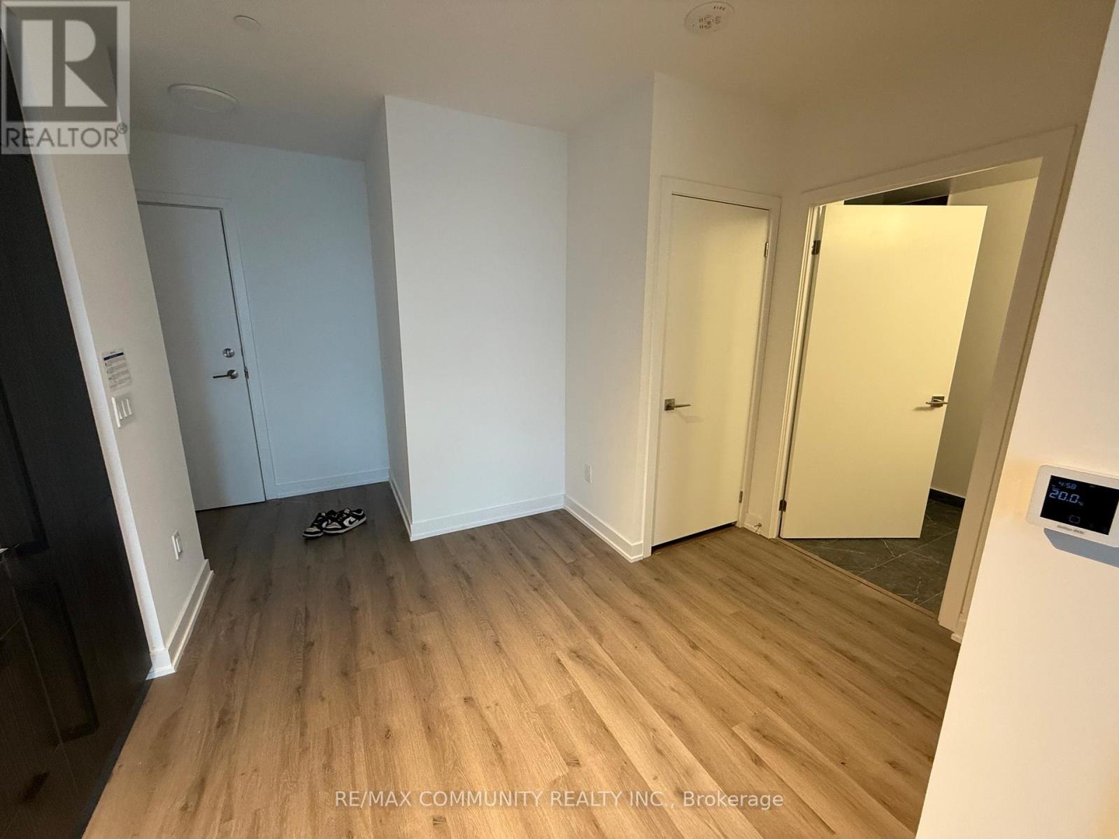 Ph 01 - 252 Church Street, Toronto, Ontario  M5B 0E6 - Photo 8 - C12772308