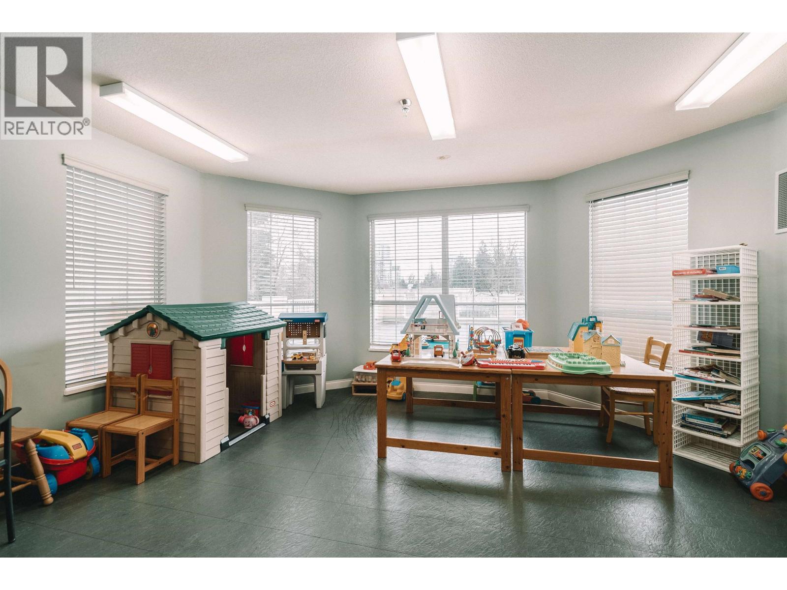 402 2995 Princess Crescent, Coquitlam, British Columbia  V3B 7N1 - Photo 23 - R3087781