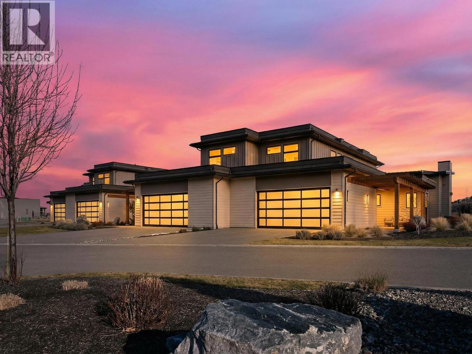 105 Predator Ridge Drive Unit# 24, Vernon, British Columbia  V1H 0A5 - Photo 2 - 10375268