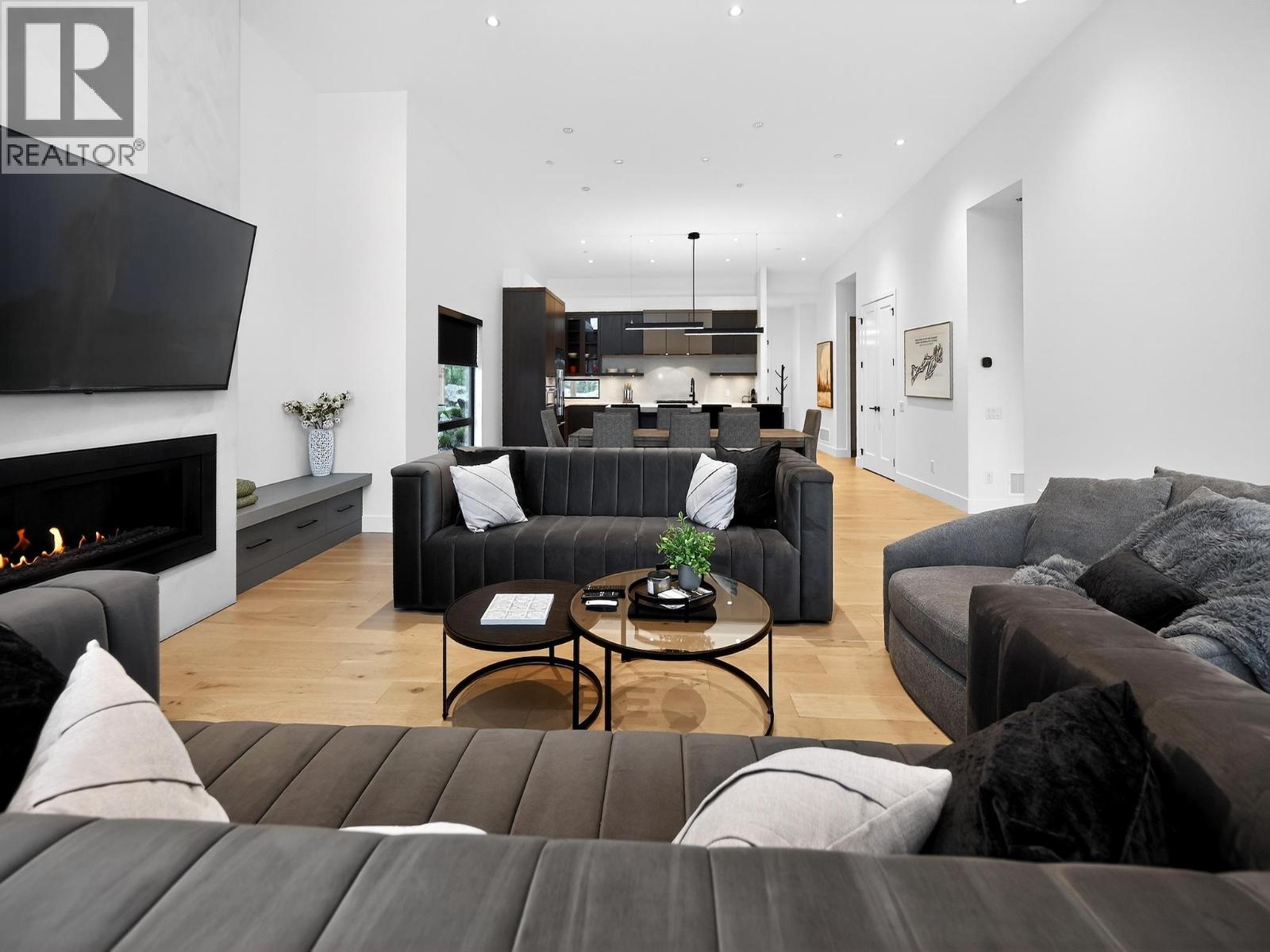 105 Predator Ridge Drive Unit# 24, Vernon, British Columbia  V1H 0A5 - Photo 38 - 10375268