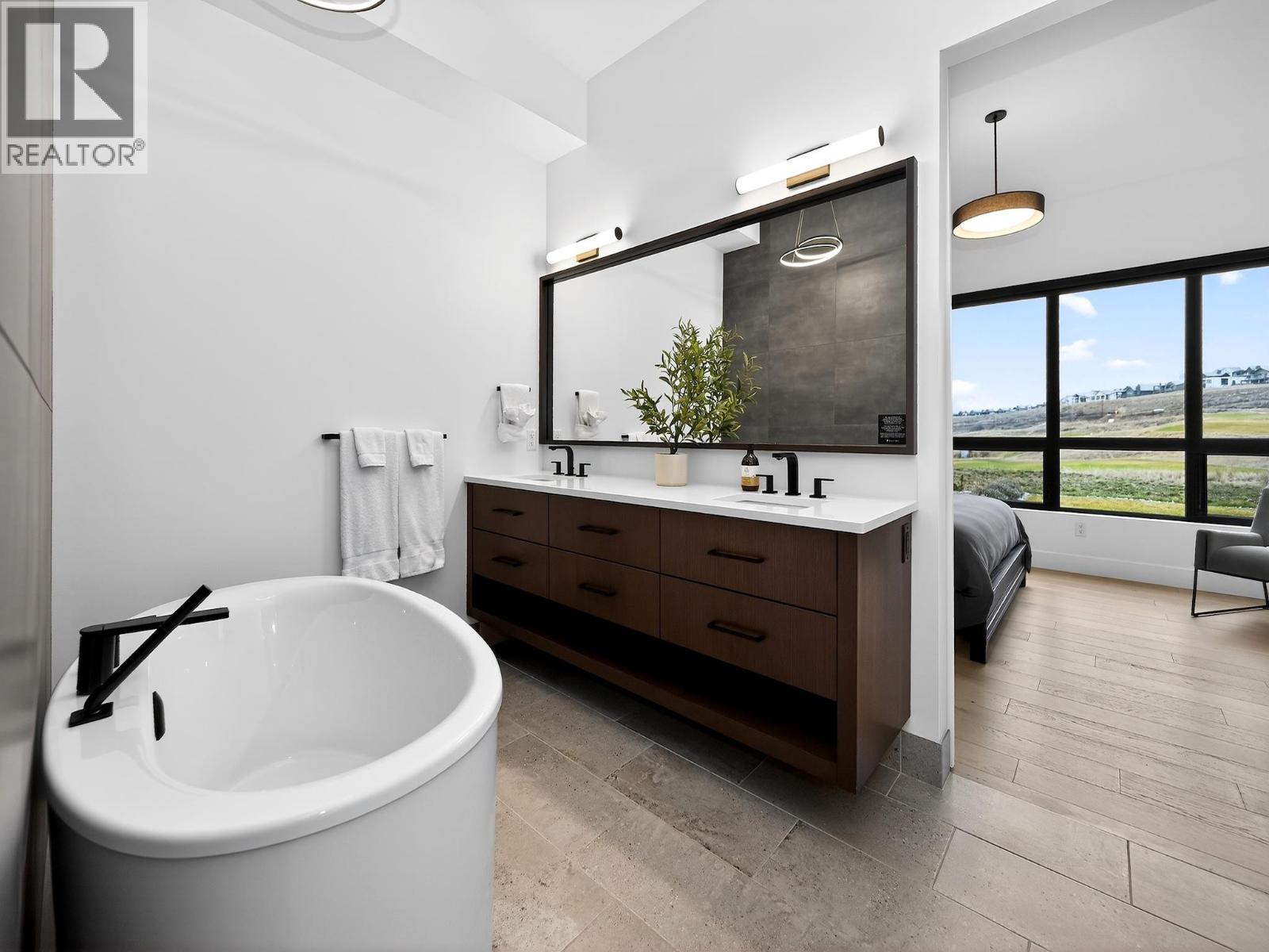 105 Predator Ridge Drive Unit# 24, Vernon, British Columbia  V1H 0A5 - Photo 46 - 10375268