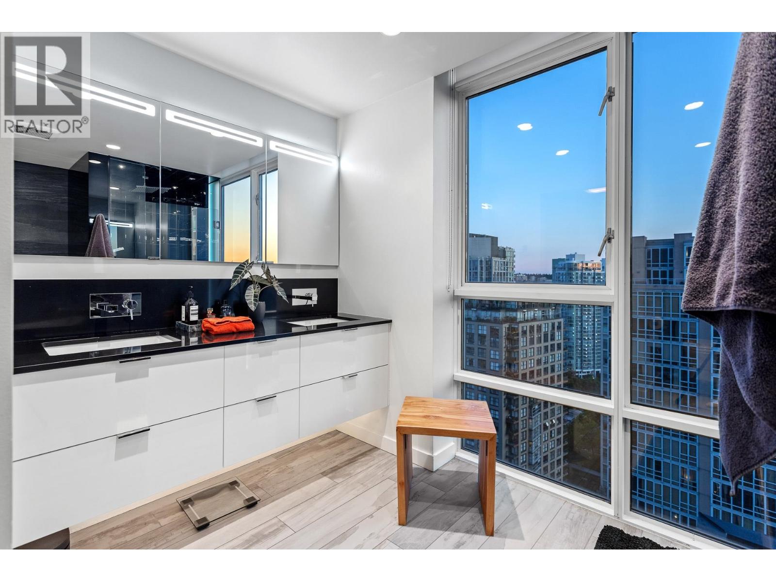 Ph1 930 Cambie Street, Vancouver, British Columbia  V6B 5X6 - Photo 32 - R3087823