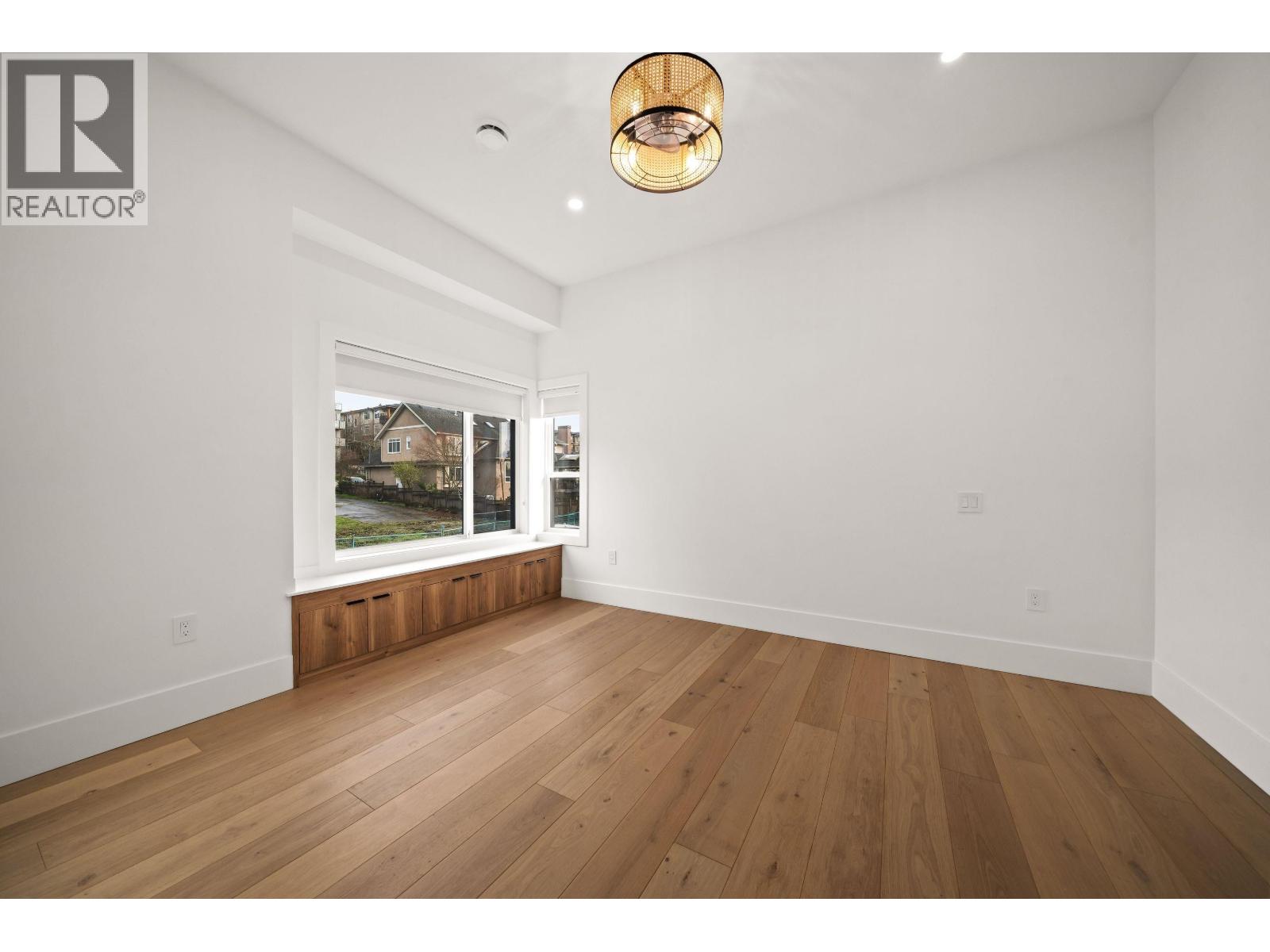 104 941 Dansey Avenue, Coquitlam, British Columbia  V3K 3G8 - Photo 11 - R3086850