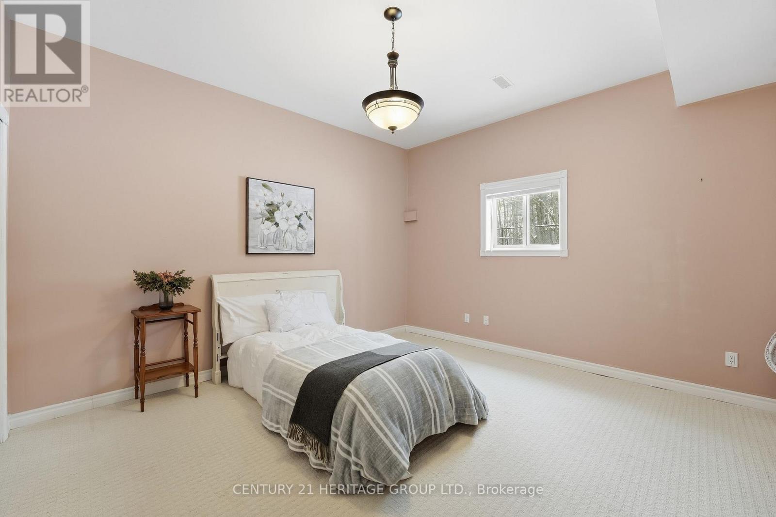 9 Sutherland Avenue, Bradford West Gwillimbury, Ontario  L3Z 3H9 - Photo 30 - N12772262