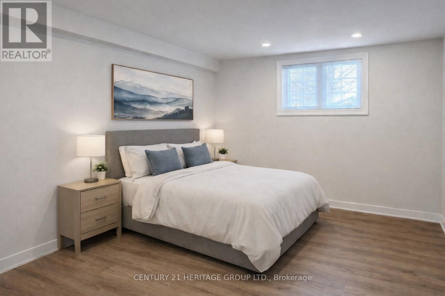 9 Sutherland Avenue, Bradford West Gwillimbury, Ontario  L3Z 3H9 - Photo 35 - N12772262