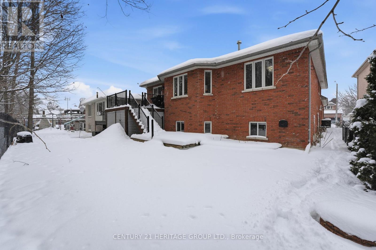 9 Sutherland Avenue, Bradford West Gwillimbury, Ontario  L3Z 3H9 - Photo 39 - N12772262
