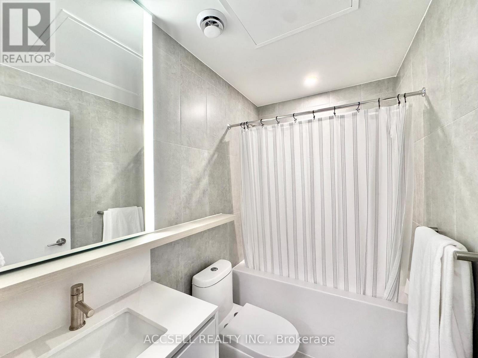 N304 - 30 Bent Tree Drive, Vaughan, Ontario  L4K 0M2 - Photo 10 - N12772278