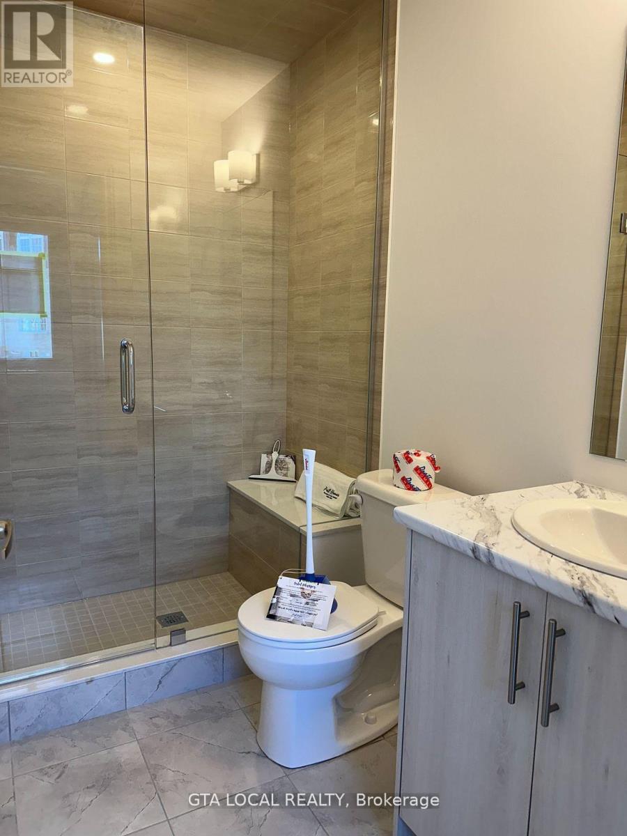 1 - 31 Pumpkin Corner Crescent, Barrie, Ontario  L9J 0T5 - Photo 8 - S12772266