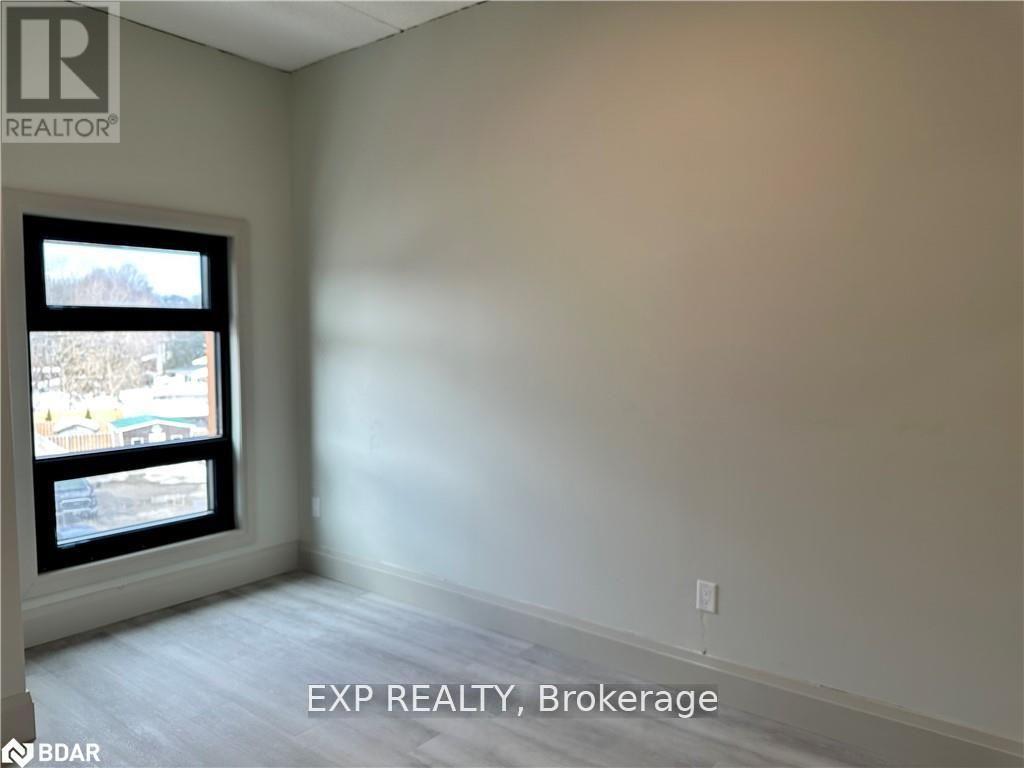 112 - 75 Barrie Road, Orillia, Ontario  L3V 8N5 - Photo 11 - S12772298