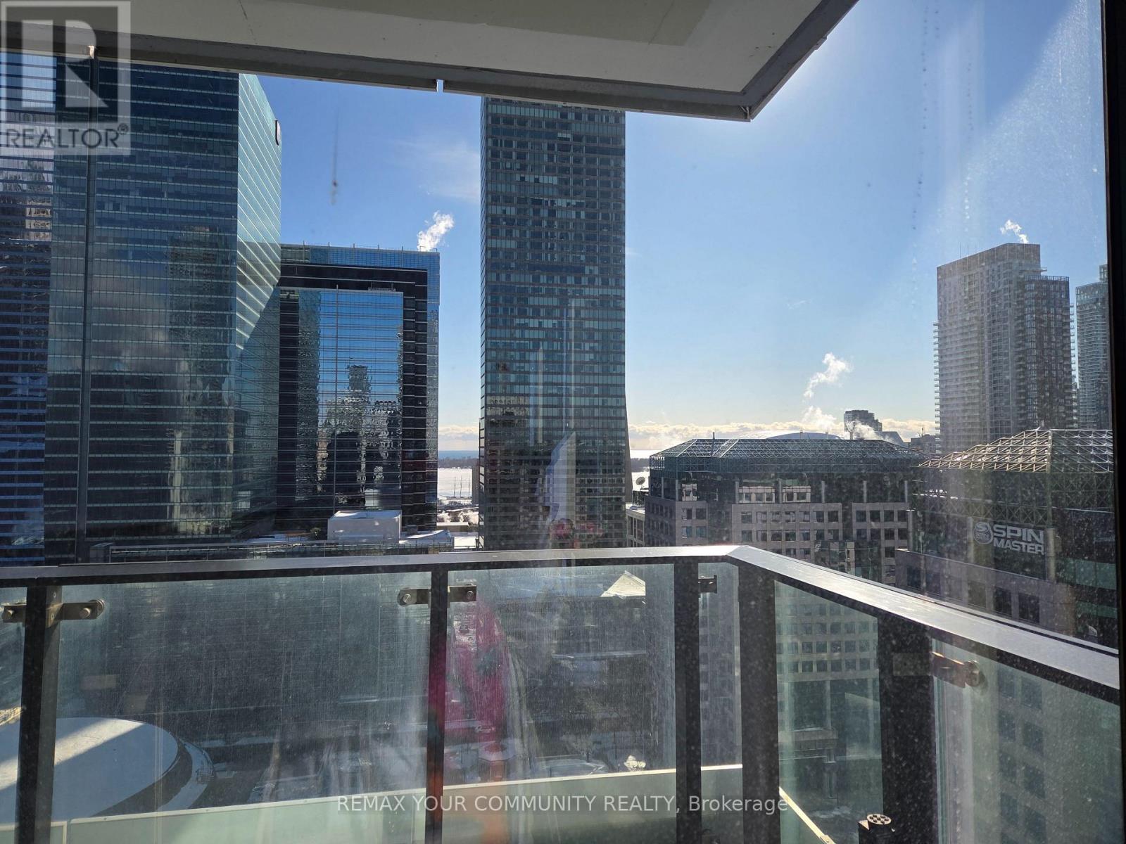 2107 - 224 King Street, Toronto, Ontario  M5V 1H8 - Photo 7 - C12761234