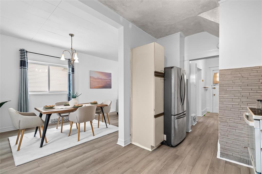 222 Martin Avenue W, Winnipeg, Manitoba  R2L 0B6 - Photo 12 - 202602338