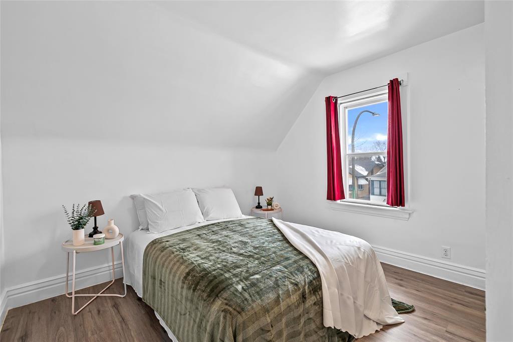 222 Martin Avenue W, Winnipeg, Manitoba  R2L 0B6 - Photo 19 - 202602338