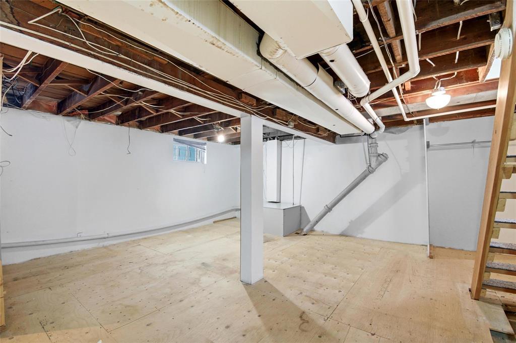 222 Martin Avenue W, Winnipeg, Manitoba  R2L 0B6 - Photo 28 - 202602338