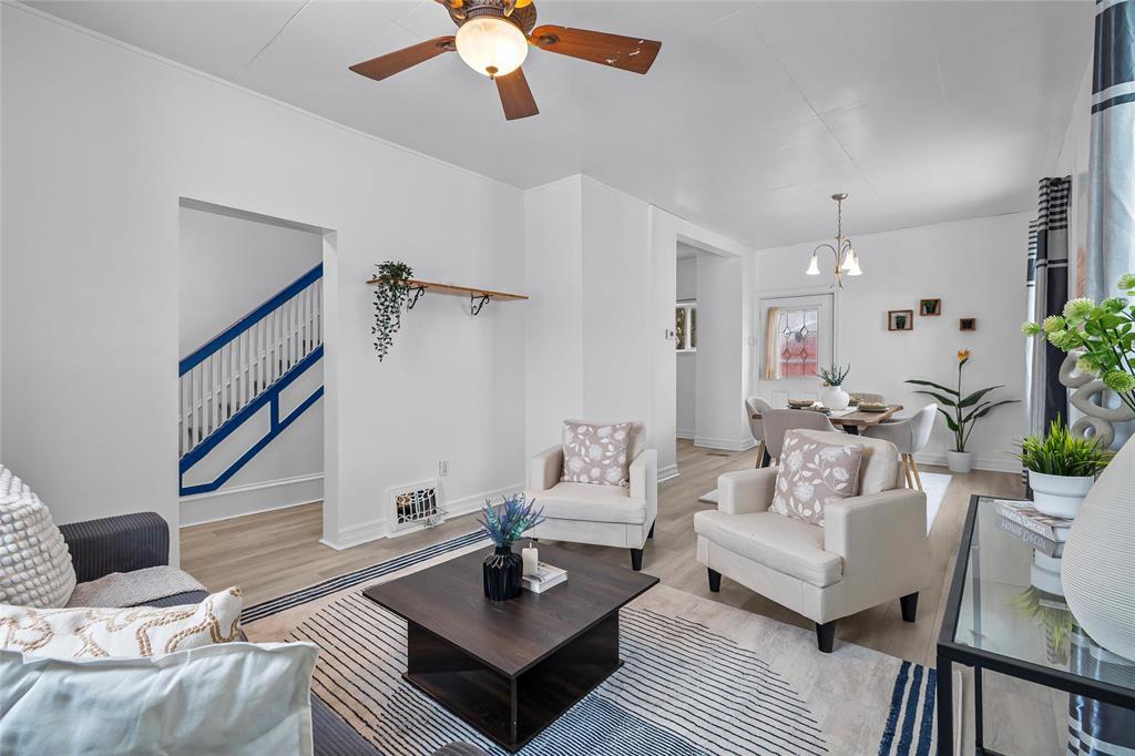 222 Martin Avenue W, Winnipeg, Manitoba  R2L 0B6 - Photo 8 - 202602338