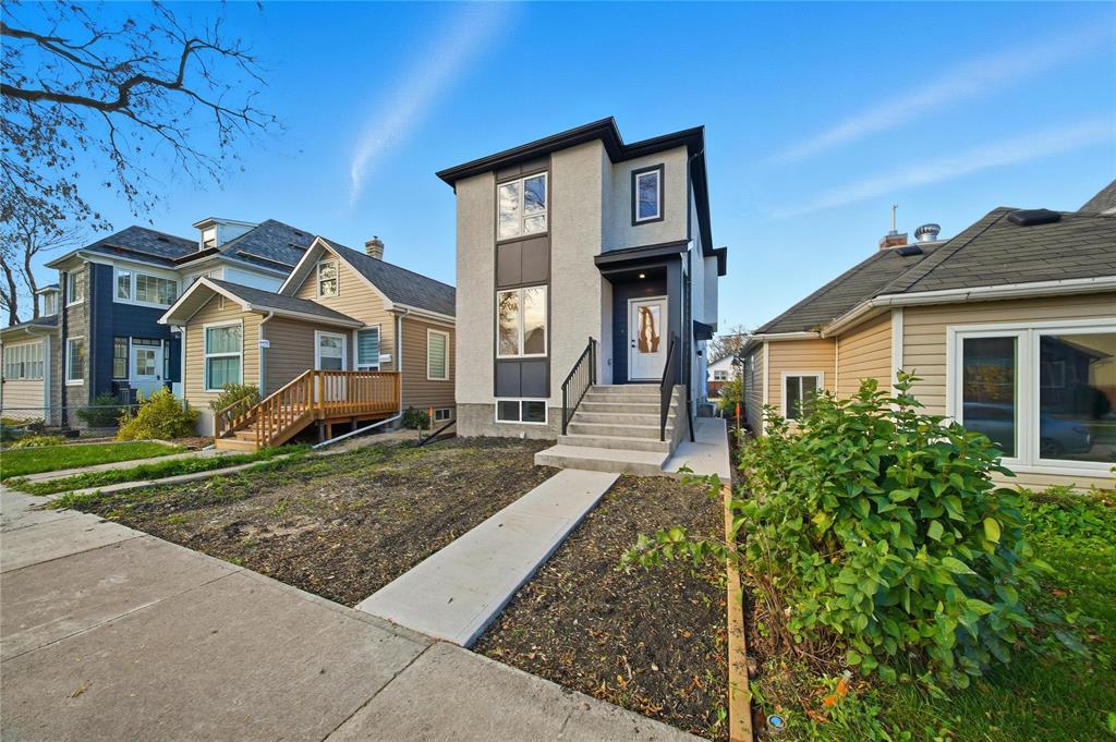 307 Victoria Avenue E, Winnipeg, Manitoba  R2C 0E6 - Photo 2 - 202602356