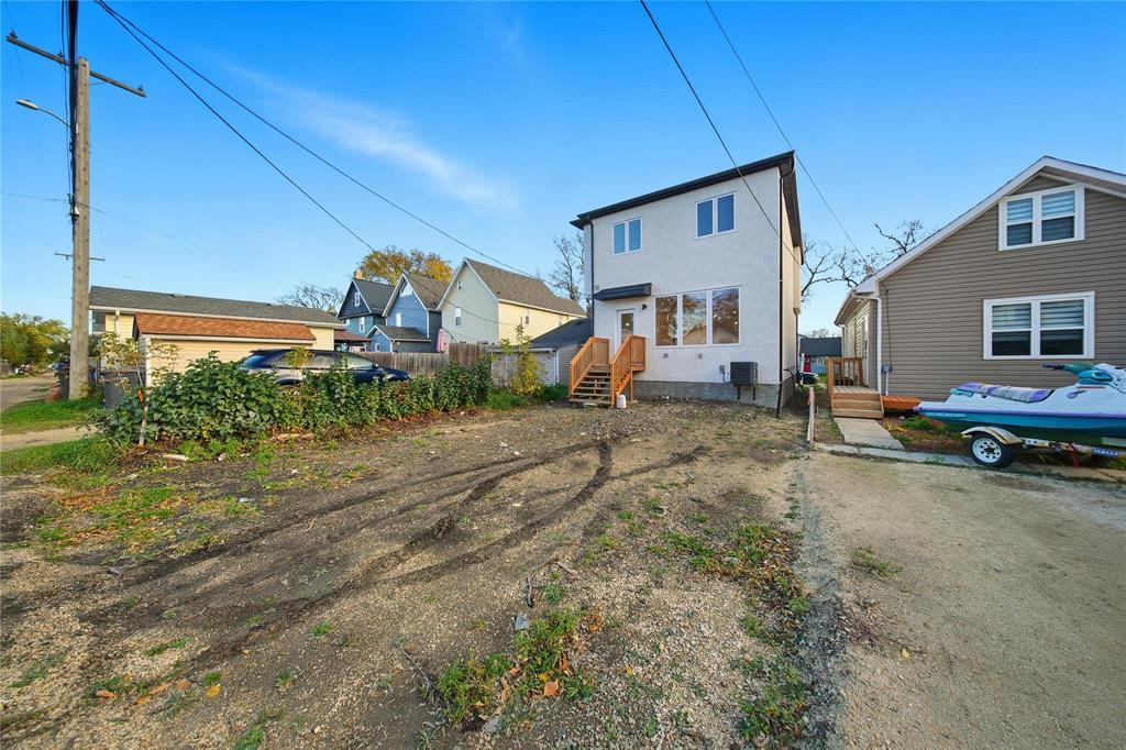 307 Victoria Avenue E, Winnipeg, Manitoba  R2C 0E6 - Photo 37 - 202602356