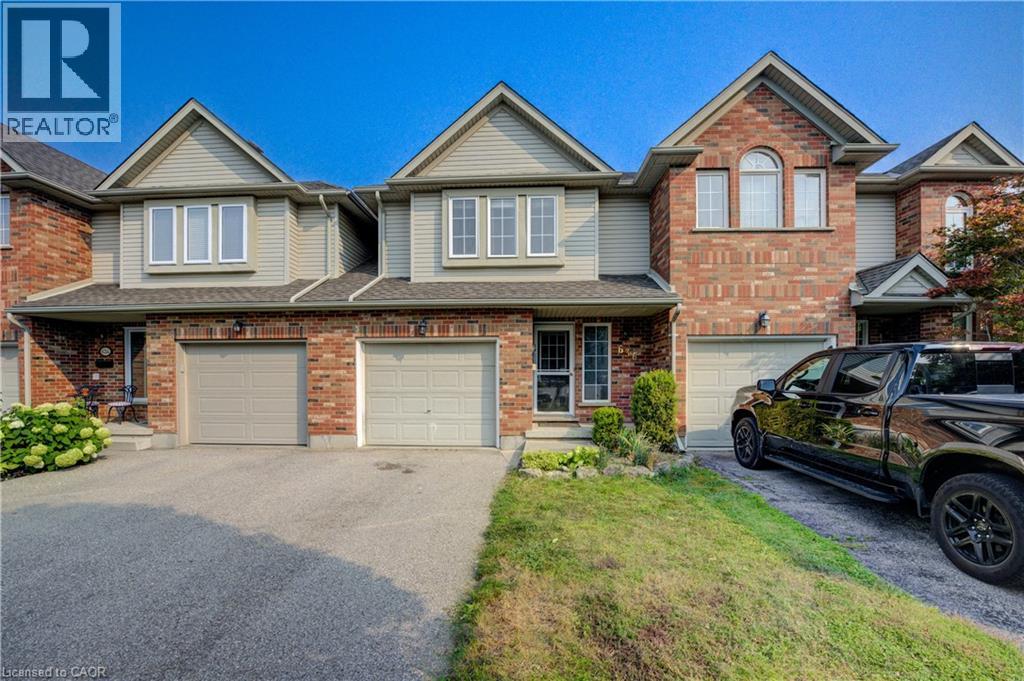 636 Inglis Falls Place, Waterloo, Ontario  N2V 2L4 - Photo 2 - 40803940