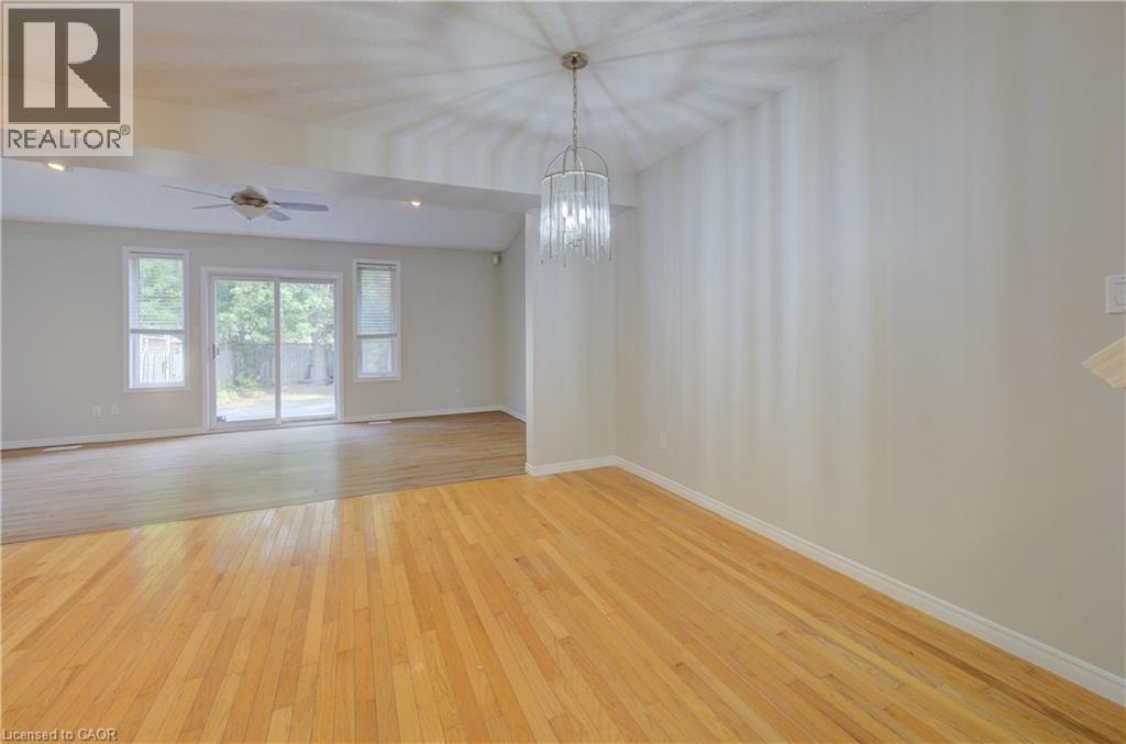 636 Inglis Falls Place, Waterloo, Ontario  N2V 2L4 - Photo 6 - 40803940