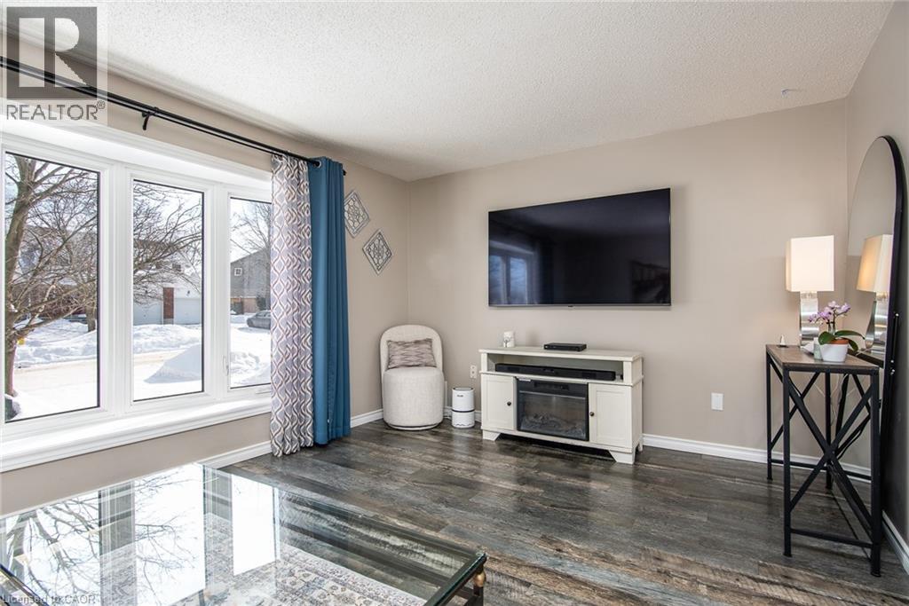 34 Sacha Road, Cambridge, Ontario  N3C 4A1 - Photo 6 - 40803936