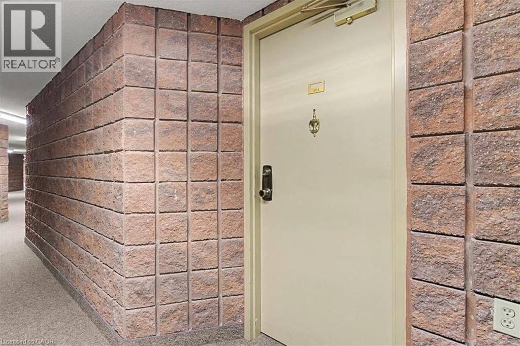 384 Erb Street W Unit# 304, Waterloo, Ontario  N2L 1W6 - Photo 18 - 40803781