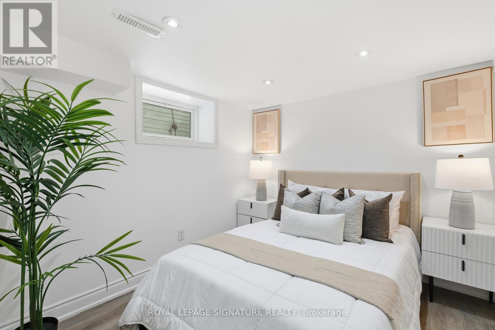 26 Guest Street, Brampton, Ontario  L6W 1T8 - Photo 32 - W12772258