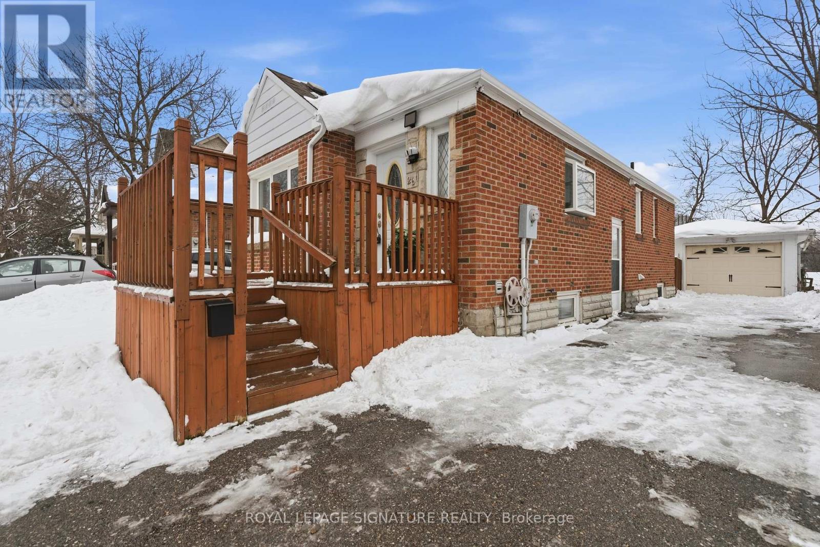 26 Guest Street, Brampton, Ontario  L6W 1T8 - Photo 35 - W12772258