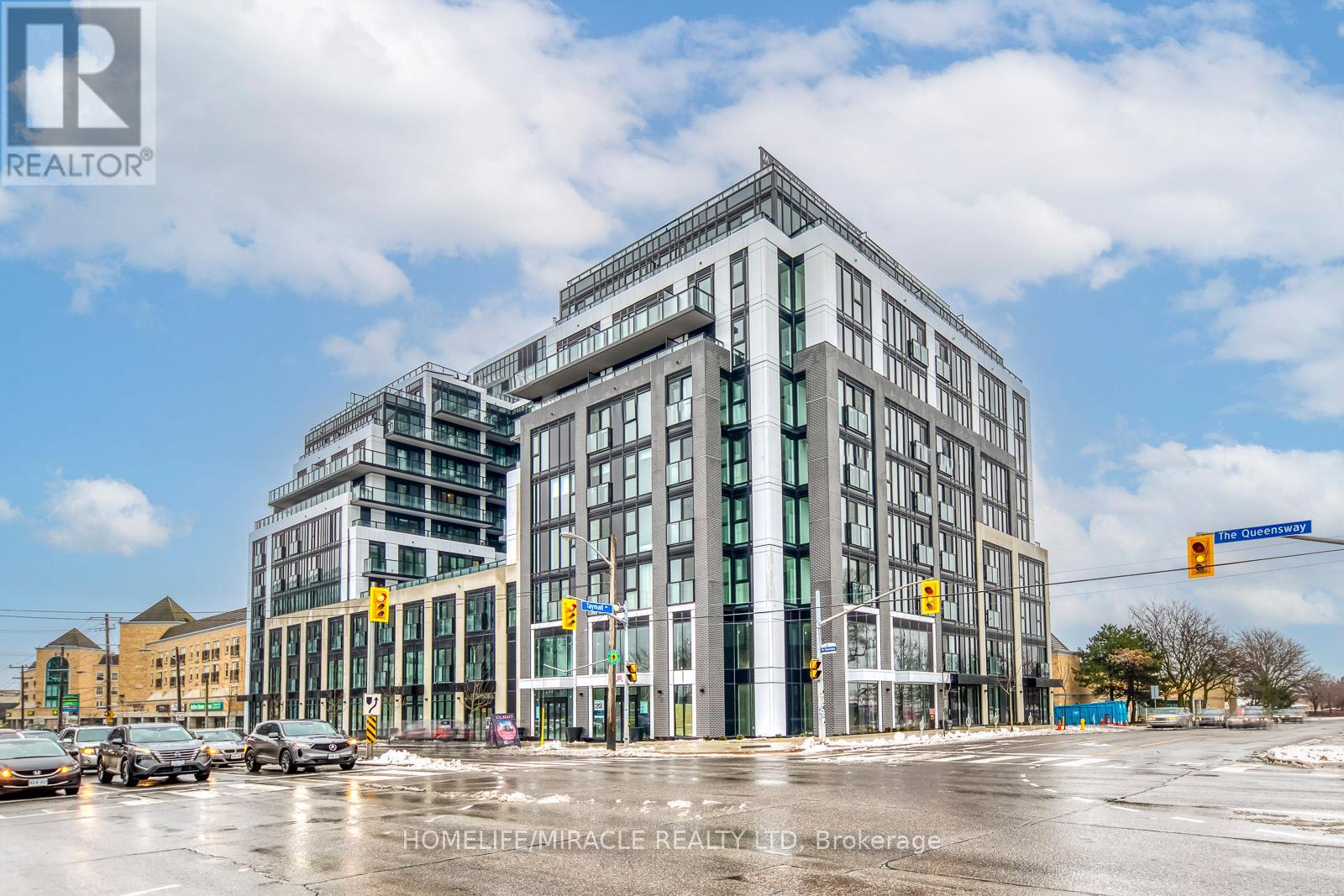 109 - 801 THE QUEENSWAY, Toronto, Ontario