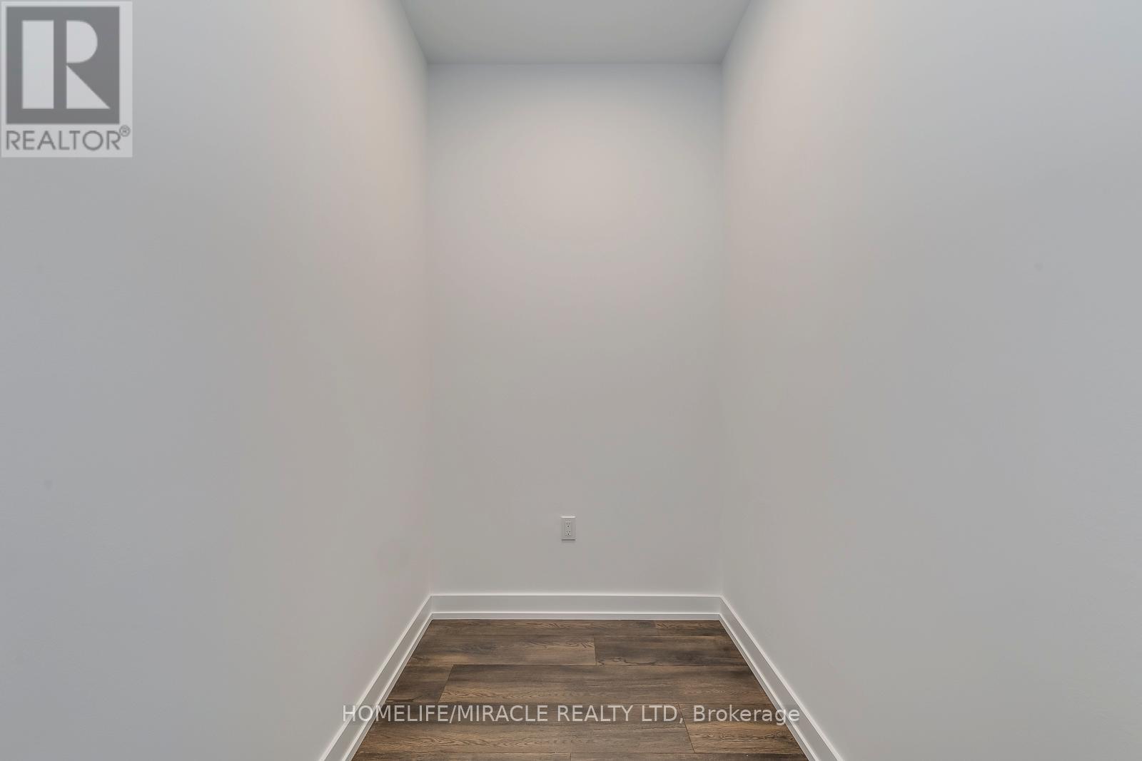 109 - 801 The Queensway, Toronto, Ontario  M8Z 1N4 - Photo 6 - W12772310