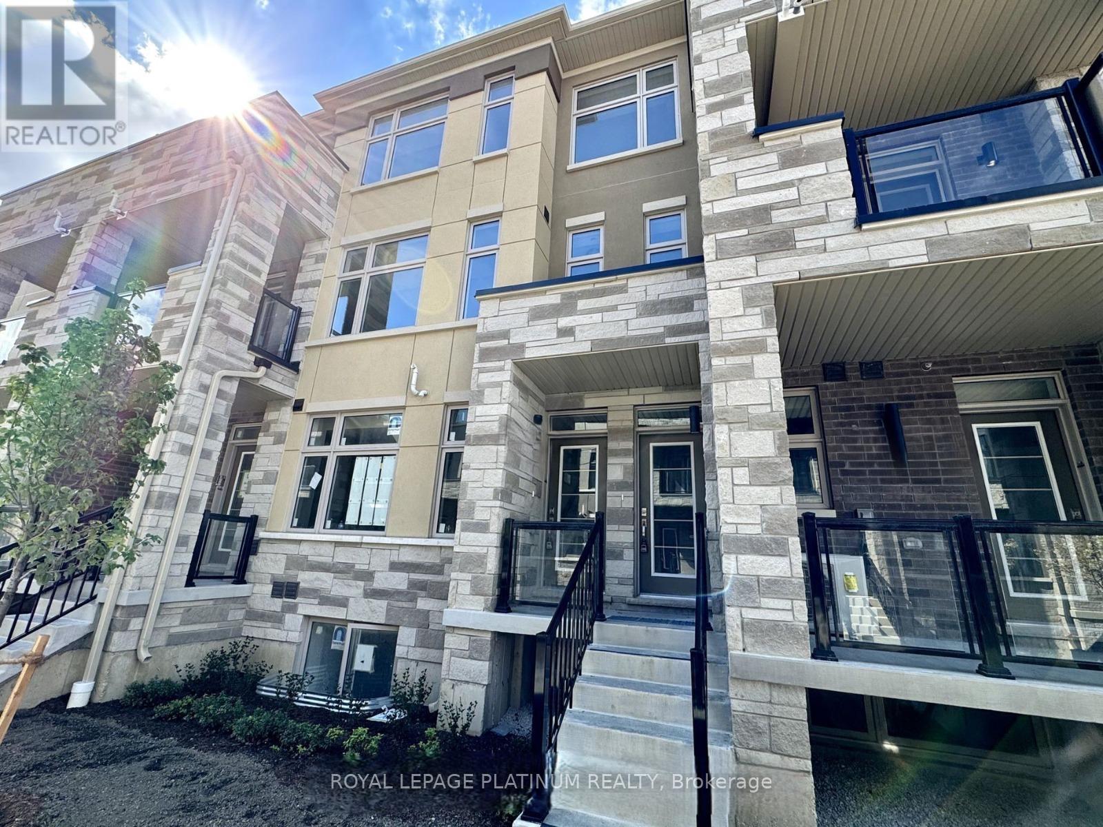 3 - 15 FIELDRIDGE CRESCENT, Brampton, Ontario