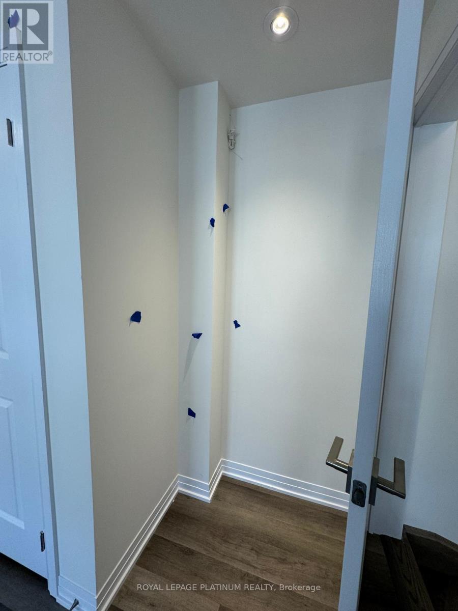 3 - 15 Fieldridge Crescent, Brampton, Ontario  L6R 0A7 - Photo 16 - W12772312