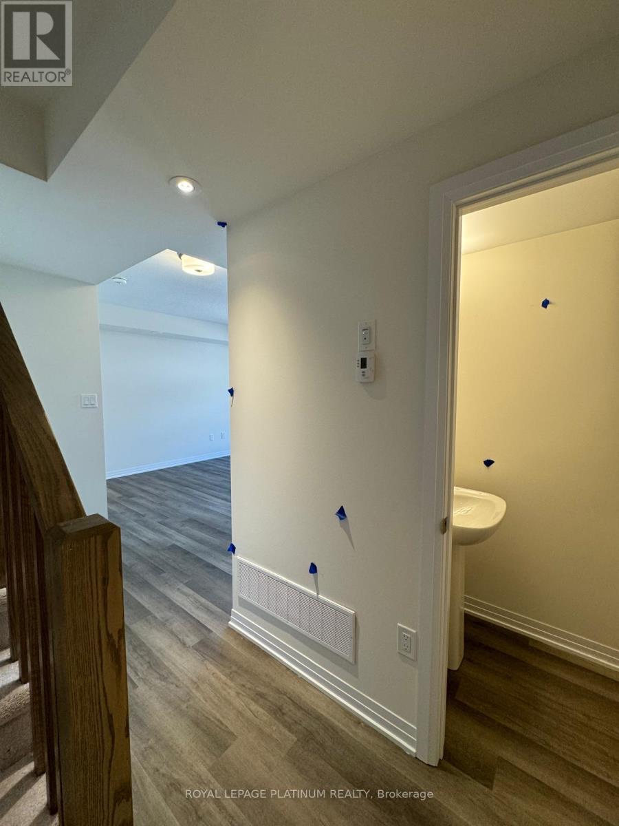 3 - 15 Fieldridge Crescent, Brampton, Ontario  L6R 0A7 - Photo 8 - W12772312