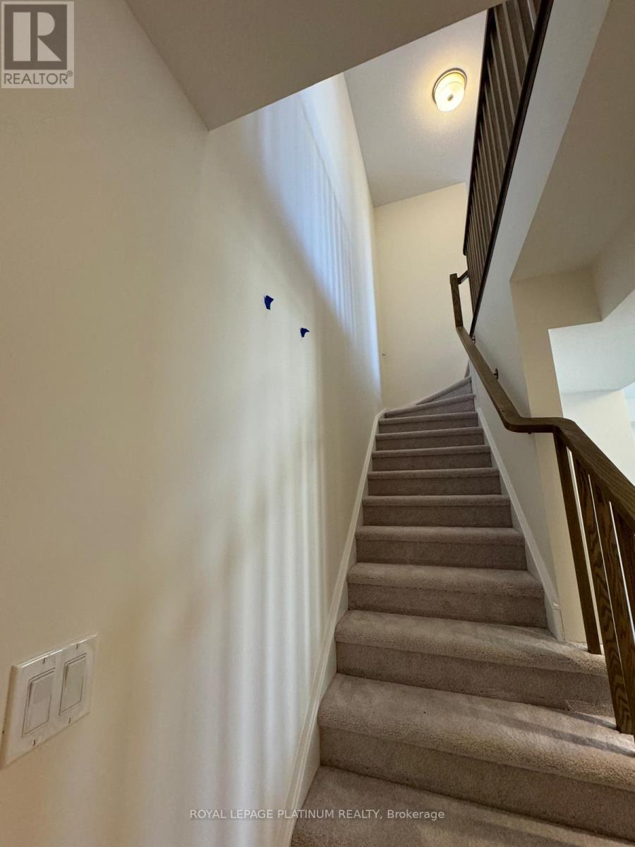 3 - 15 Fieldridge Crescent, Brampton, Ontario  L6R 0A7 - Photo 9 - W12772312