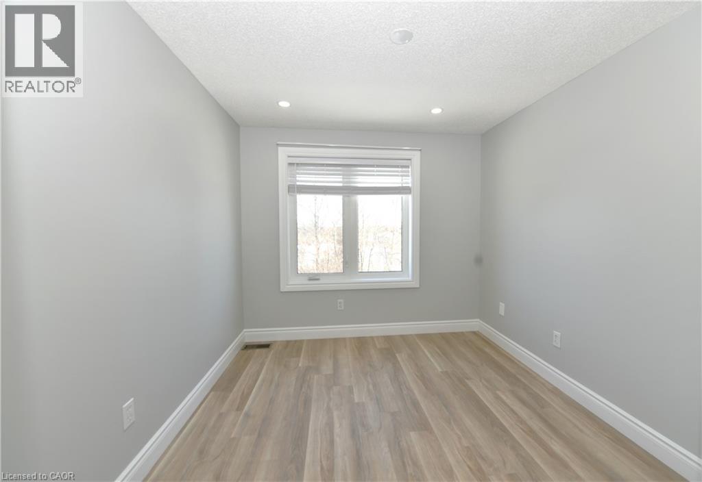 230 Blackhorne Drive Unit# 3, Kitchener, Ontario  N2E 1Z4 - Photo 12 - 40793376