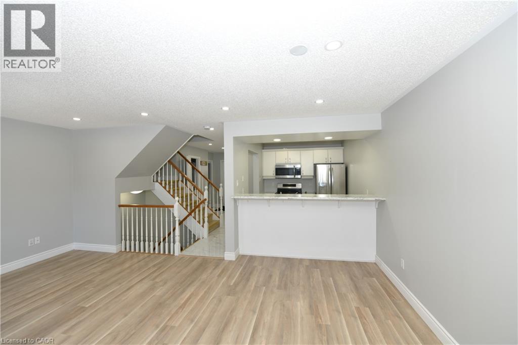 230 Blackhorne Drive Unit# 3, Kitchener, Ontario  N2E 1Z4 - Photo 7 - 40793376