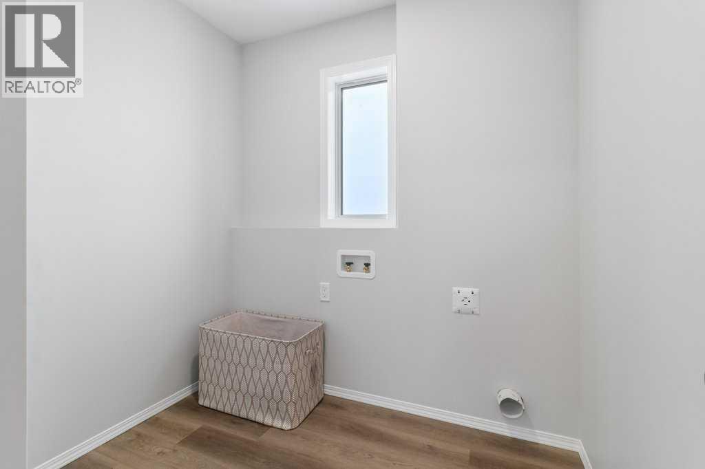 37 Louis Drive, Rural Red Deer County, Alberta  T4E 3E5 - Photo 14 - A2272382