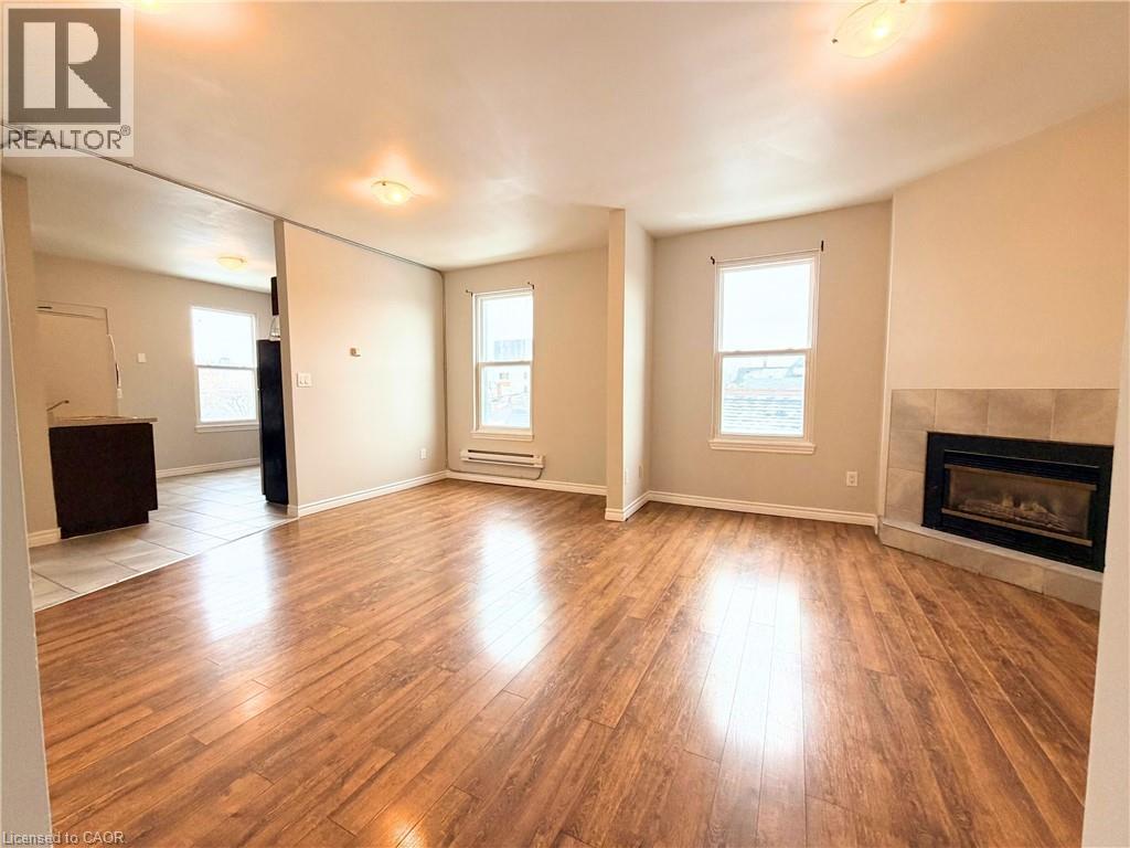 340 1/2 Barton Street E Unit# 3, Hamilton, Ontario  L8L 2X7 - Photo 1 - 40796416