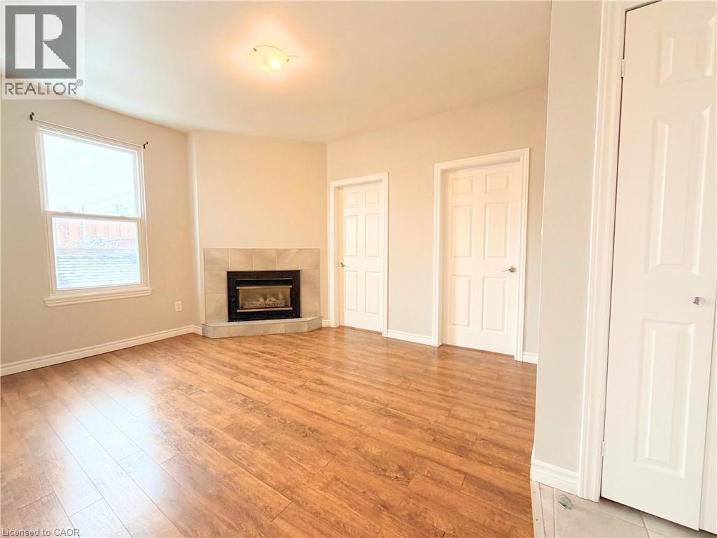 340 1/2 Barton Street E Unit# 3, Hamilton, Ontario  L8L 2X7 - Photo 3 - 40796416