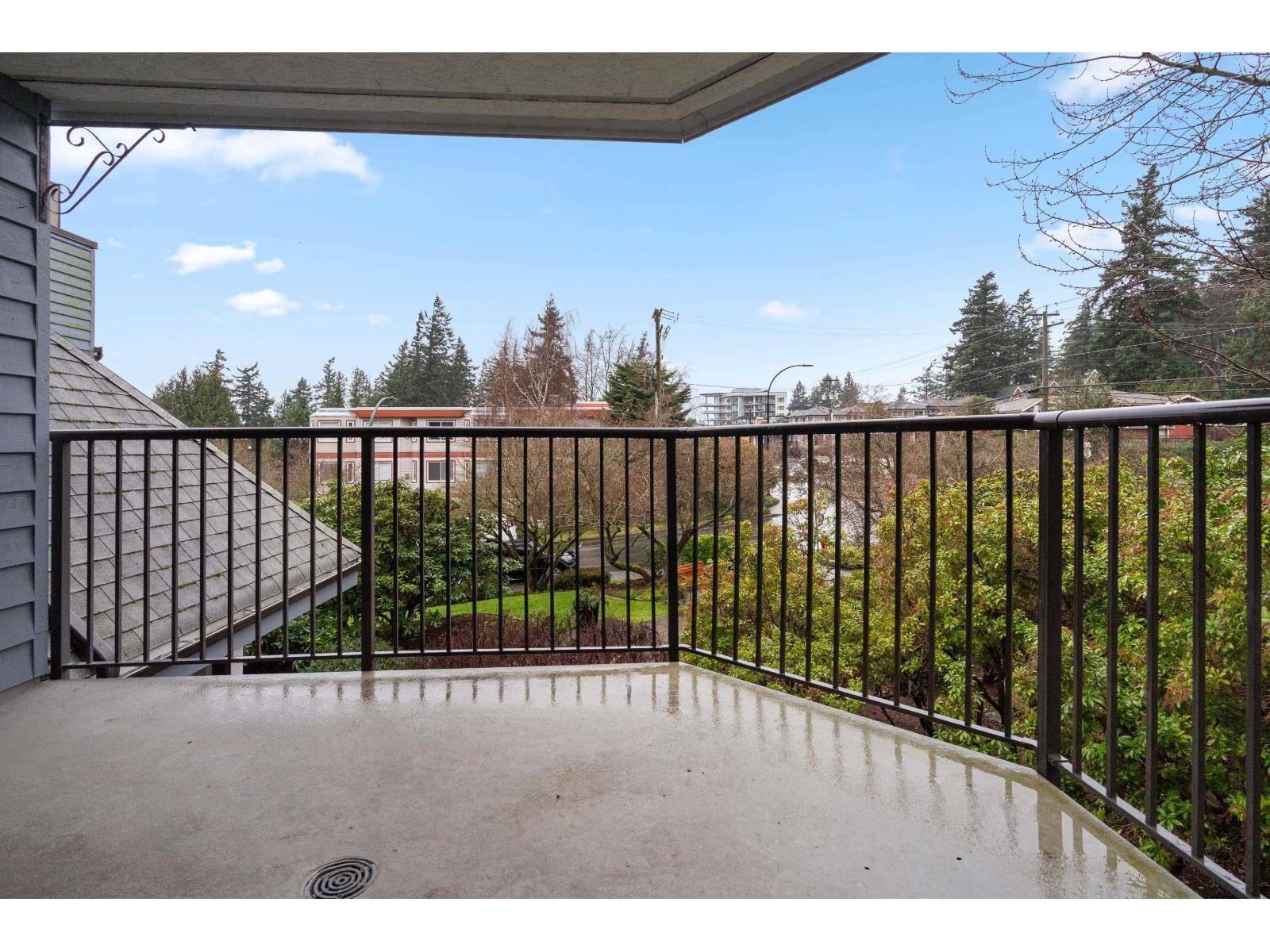 202 14950 Thrift Avenue, White Rock, British Columbia  V4B 2J9 - Photo 25 - R3087037