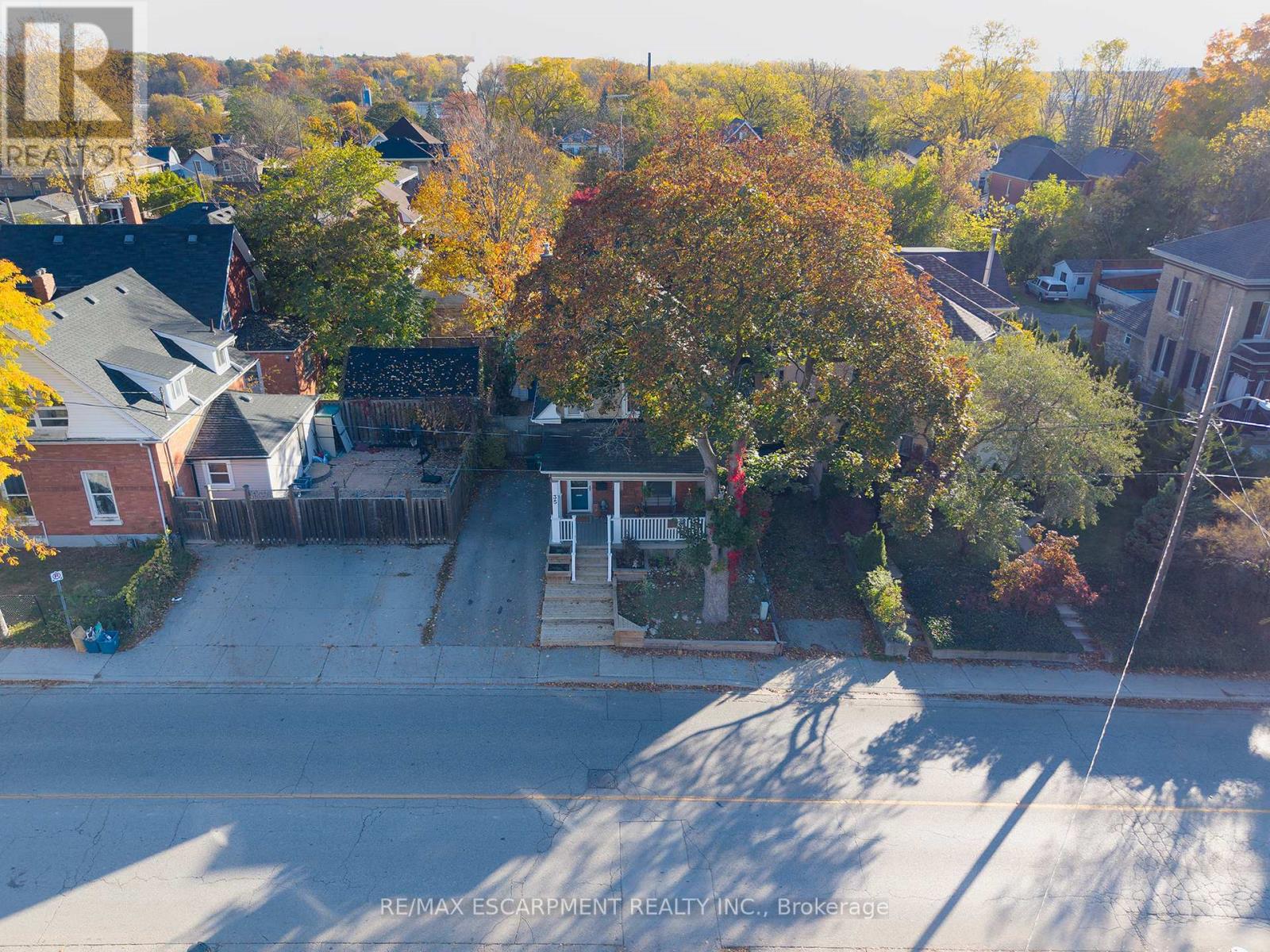 35 Murray Street, Brantford, Ontario  N3S 5N4 - Photo 41 - X12772232