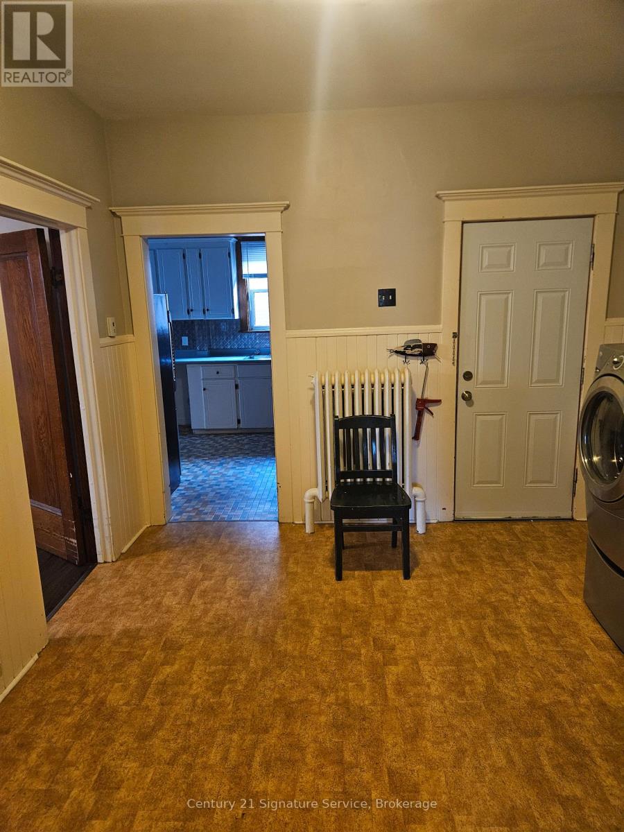 92 Killaly St West Street W, Port Colborne, Ontario  L3K 3L6 - Photo 10 - X12772242