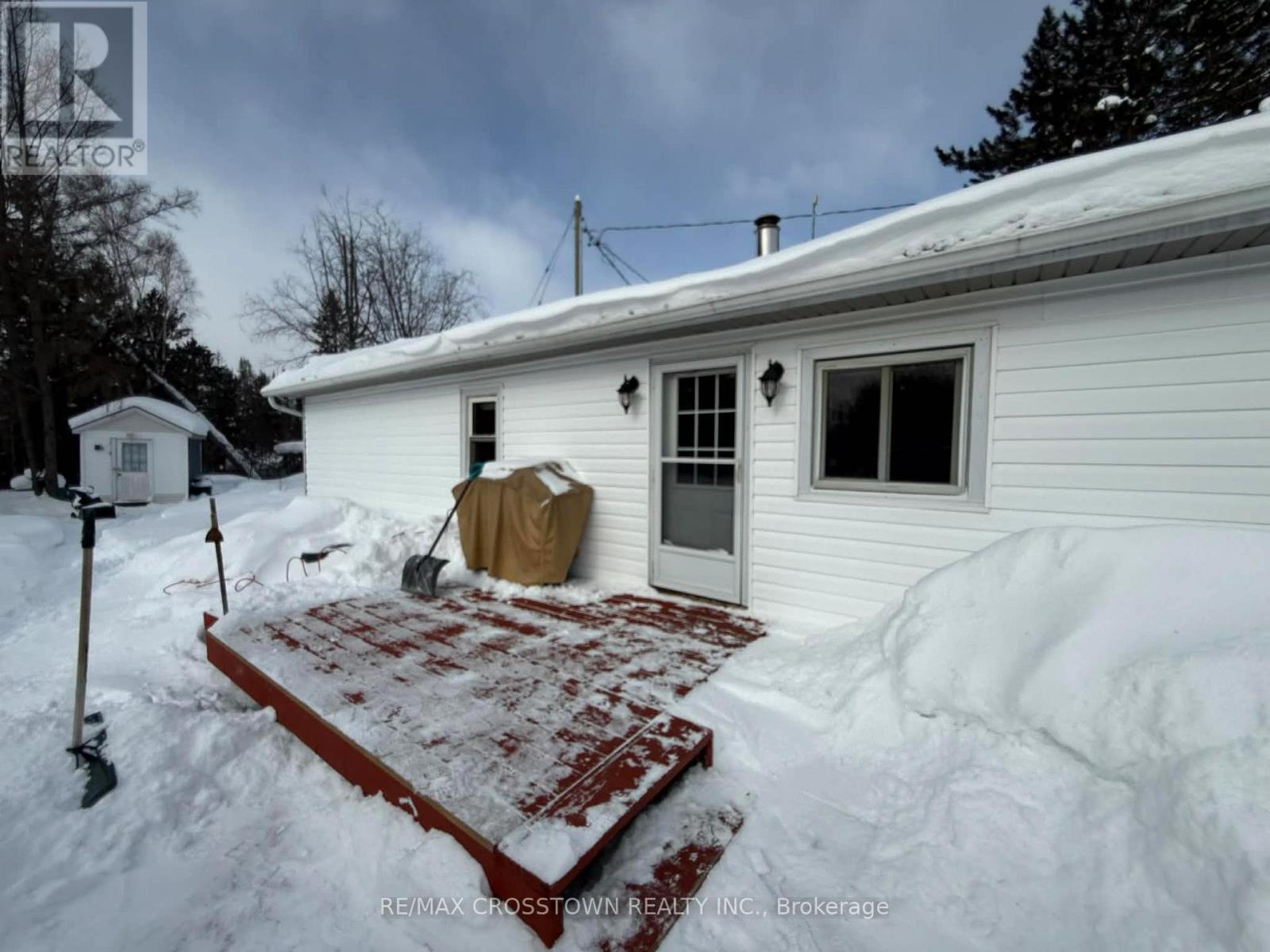 1 - 9358 Highway 63, Unorganized Townships, Ontario  P0H 2A0 - Photo 2 - X12772244