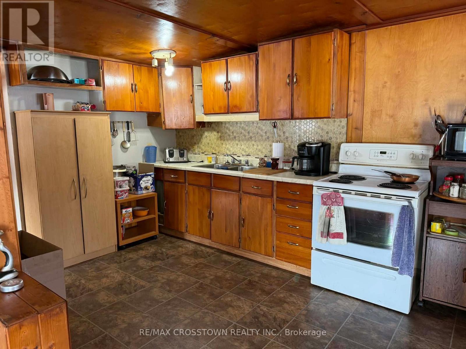 1 - 9358 Highway 63, Unorganized Townships, Ontario  P0H 2A0 - Photo 8 - X12772244