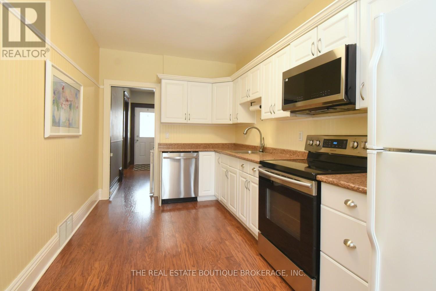 82 Somerset Avenue, Hamilton, Ontario  L8L 2L7 - Photo 21 - X12772280